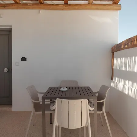 Tatil Evi Siora Of Paros - Ammiralis & Castelis