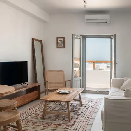 Siora Of Paros - Ammiralis & Castelis *