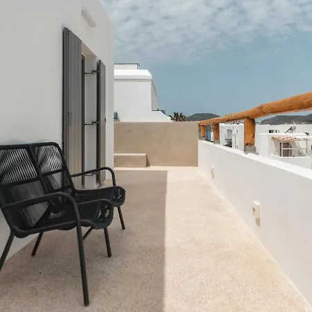 Siora Of Paros - Ammiralis & Castelis بيت للعطل *